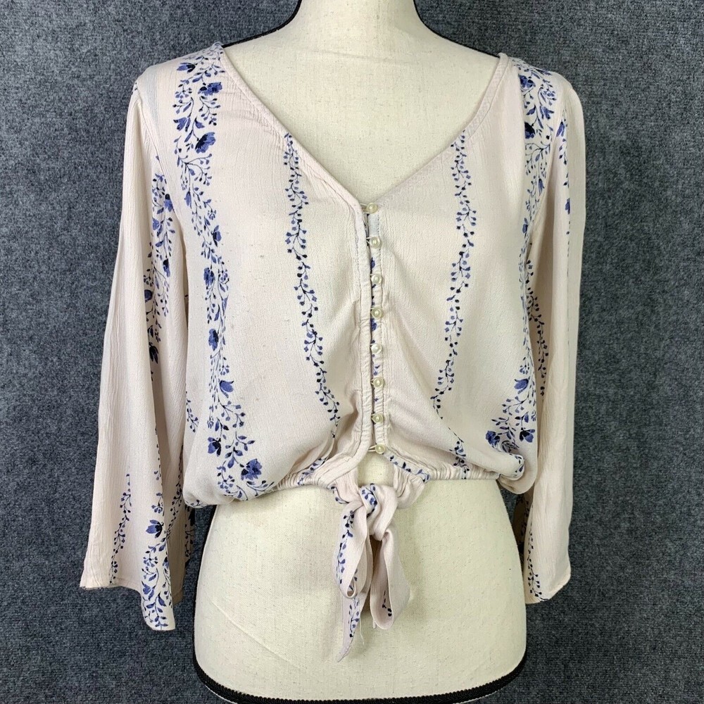 American Eagle Outfitters Cream and Blue Blouse